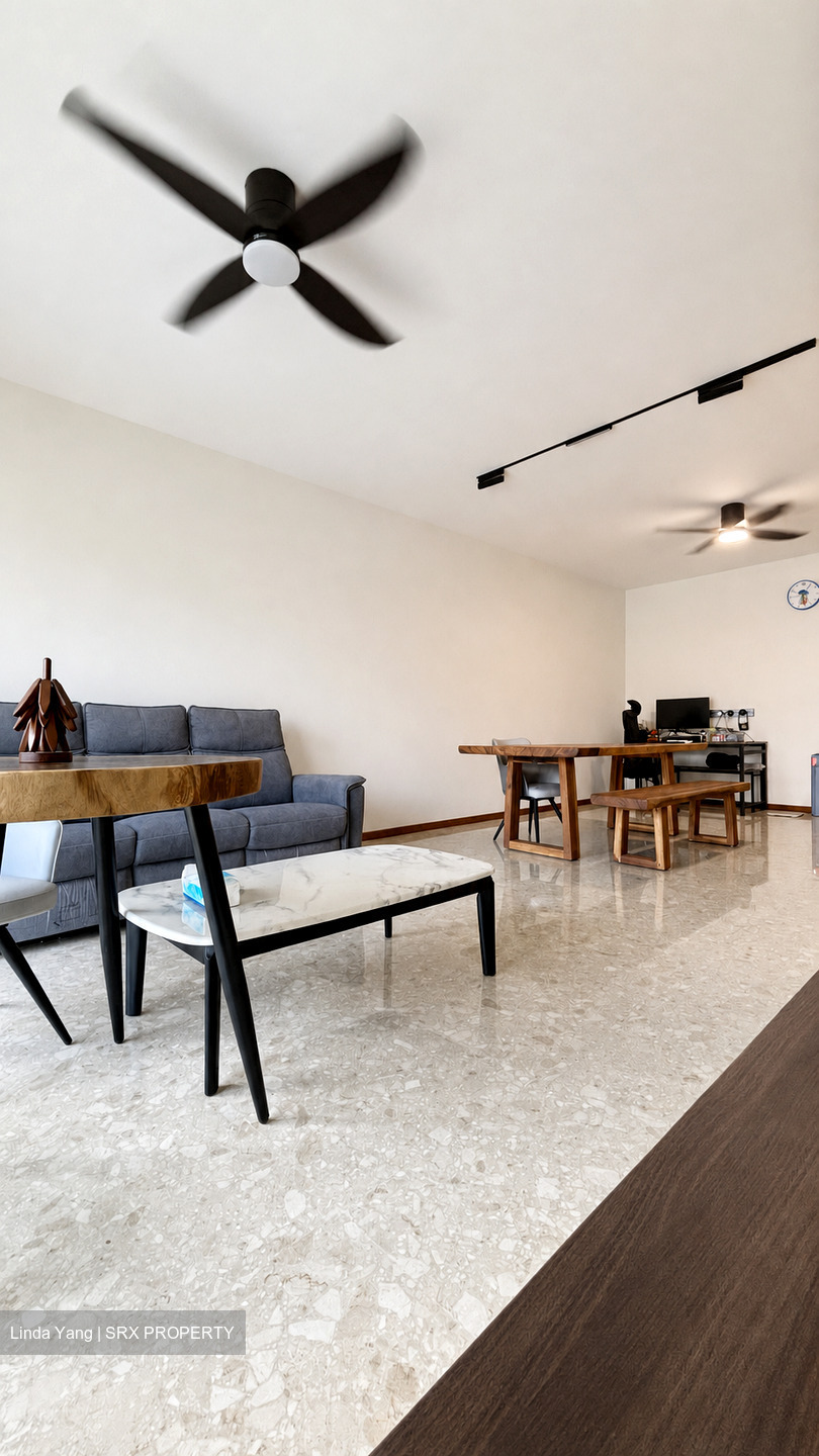 Woodsvale (D25), Condominium #586722391